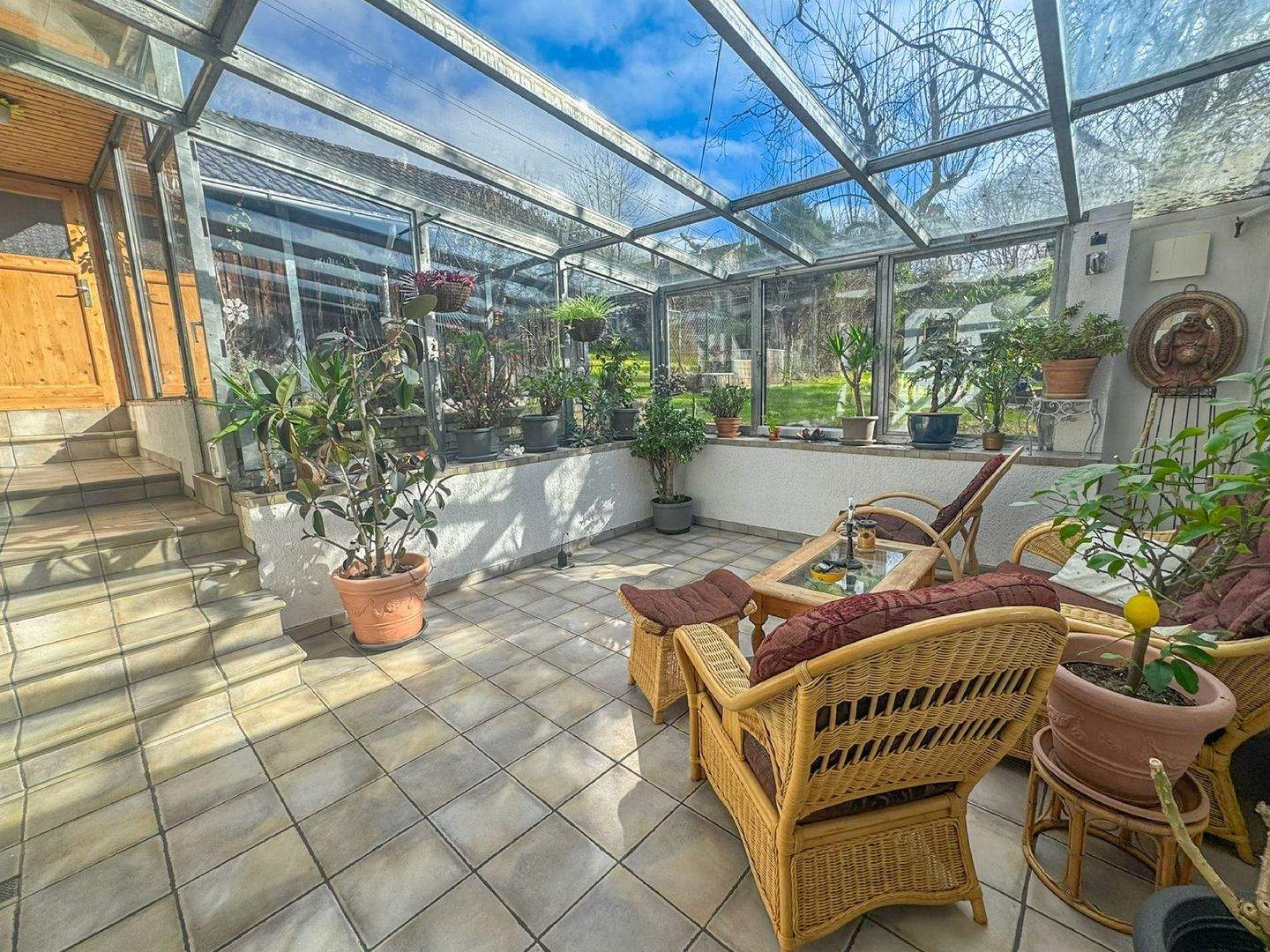 Immobilie in Puderbach - Einfamilienhaus bei Puderbach - Perfekt für Naturliebhaber mit Pool und liebevoll angelegtem Garten! - Bild 3