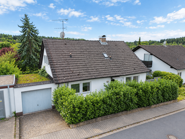 Einfamilienhaus zum Kauf 250.000 € 5 Zimmer 103 m² 676 m² Grundstück Raibach Groß-Umstadt 64823