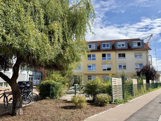 Wohnung zum Kauf 140.000 € 1 Zimmer 22 m² Schwandorf Schwandorf 92421