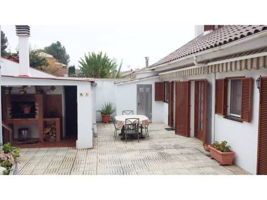 Villa zum Kauf 525.000 € 5 Zimmer 506 m² Polinyà 08213