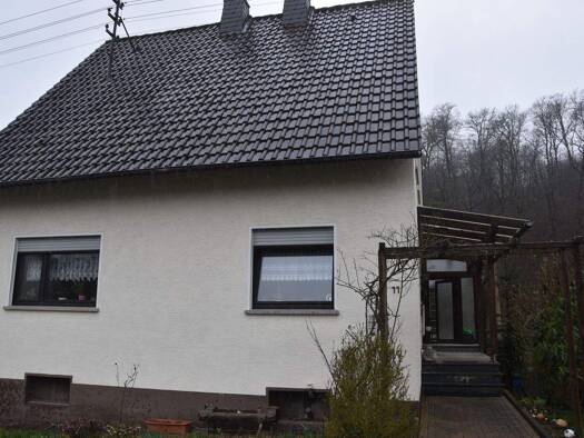Einfamilienhaus zum Kauf 139.000 € 1 Zimmer frei ab sofort Luckenbach 57629