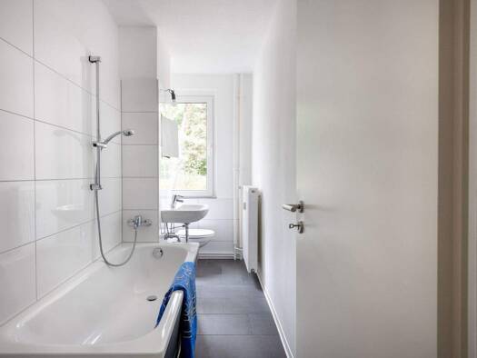 Studio zur Miete 240 € 1 Zimmer 31 m² 1. Geschoss Am Krankenhaus 5 Lostau 39291