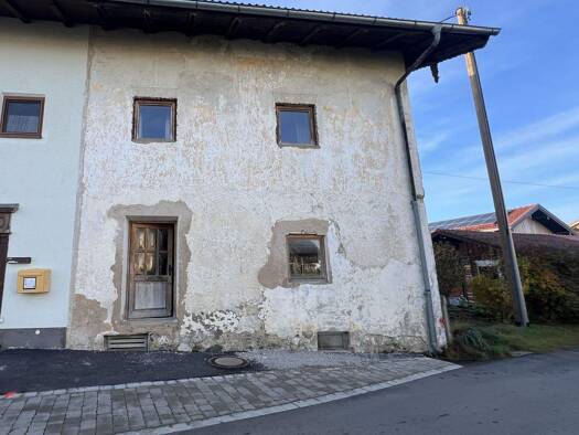 Doppelhaushälfte zum Kauf 85.000 € 5 Zimmer 130 m² 170 m² Grundstück frei ab sofort Pfaffing Obing 83119