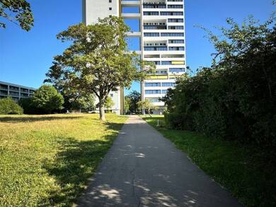 Wohnung zum Kauf 253.000 € 2 Zimmer 52 m² 15. Geschoss frei ab sofort Fasanenhofstraße 4/6 Fasanenhof Stuttgart 70565