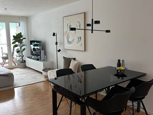 Wohnung zur Miete 1.518 € 3 Zimmer 75 m² Geschoss 2/5 frei ab 15.10.2026 Mitte Mitte 70174