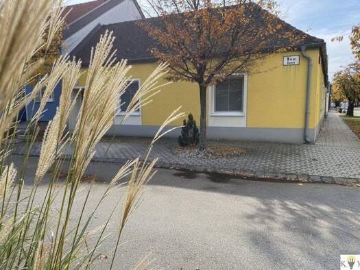 Haus zum Kauf 299.000 € 3 Zimmer 120 m² 432 m² Grundstück Halbturn 7131