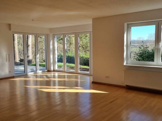 Terrassenwohnung zur Miete 950 € 3 Zimmer 135 m² EG frei ab sofort Wallrabenstein Hünstetten 65510
