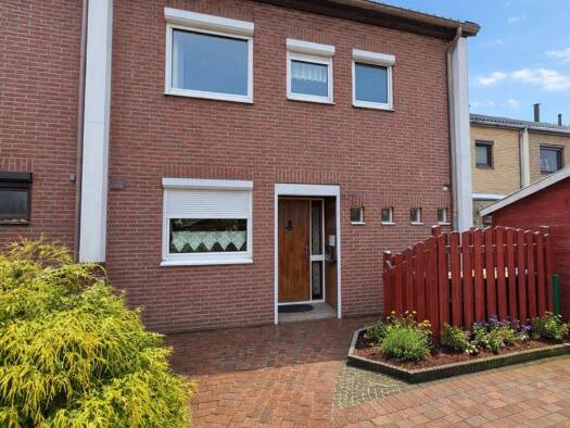 Einfamilienhaus zur Miete 1.350 € 4 Zimmer 99 m² frei ab 01.11.2026 Mittelshuchting Bremen 28259
