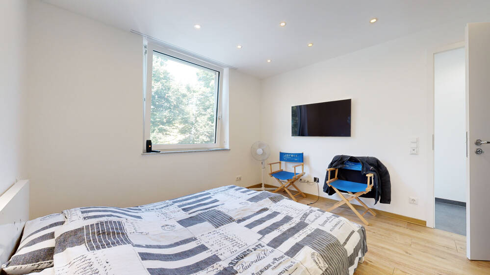 Property thumbnail 18