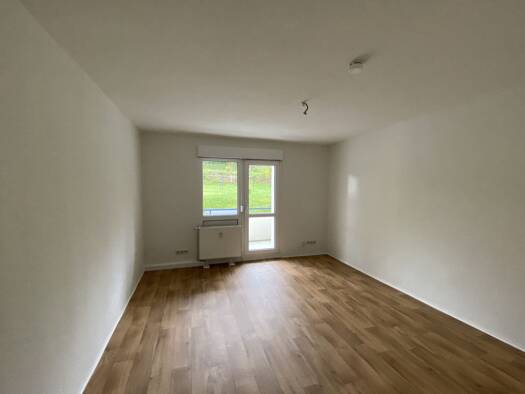 Wohnung zur Miete 410 € 3 Zimmer 60,1 m² 1. Geschoss Straße der Freundschaft 24 Zella-Mehlis 98544