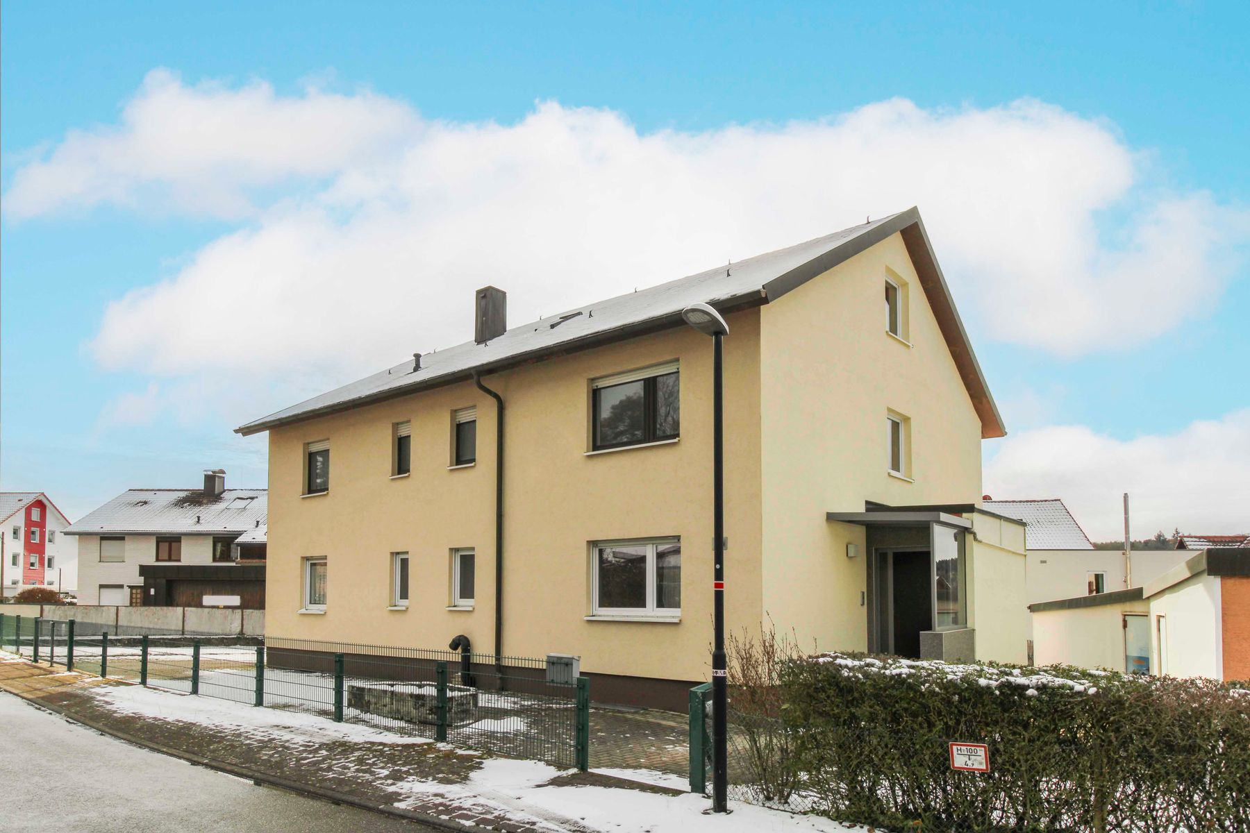 Mehrfamilienhaus zum Kauf als Kapitalanlage geeignet 530.000 € 8 Zimmer 207 m²<br/>Wohnfläche 638,1 m²<br/>Grundstück Engelsbrand Engelsbrand 75331