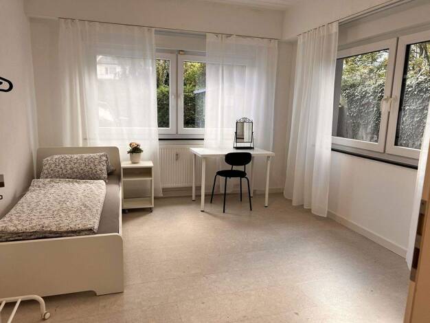Wohnung zur Miete 900 € 3 Zimmer 77 m² EG Ihringshäuser Straße 12 Wesertor Kassel 34125