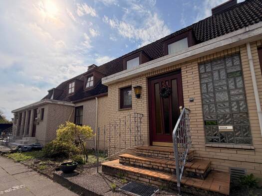 Reihenmittelhaus zum Kauf 249.000 € 3,5 Zimmer 77 m² 460 m² Grundstück frei ab sofort Quellental 25421
