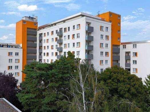 Wohnanlage zum Kauf als Kapitalanlage geeignet 2.600.000 € 63 Zimmer 1.347 m² teilbar ab 1.347 m² Hanau 63452