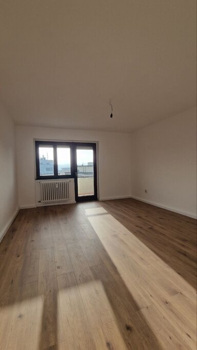 Wohnung zur Miete 600 € 3 Zimmer 58 m² 6. Geschoss frei ab 01.05.2025 Innenstadt Pforzheim 75172