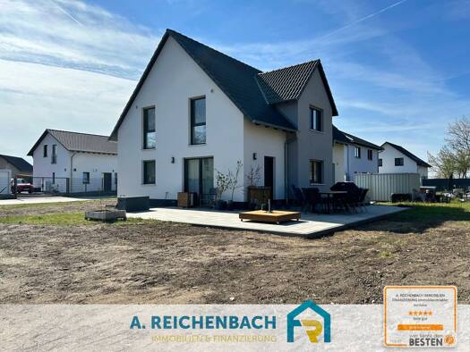Einfamilienhaus zum Kauf 475.000 € 6 Zimmer 146 m² 1.181 m² Grundstück Fröbelstraße Quetzdölsdorf Zörbig 06780