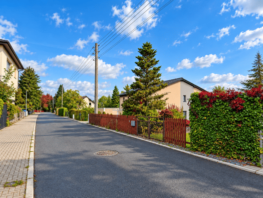 Grundstück zum Kauf 185.000 € 695 m² Grundstück frei ab sofort Kleinolbersdorfer Straße 39 a Adelsberg Chemnitz 09127