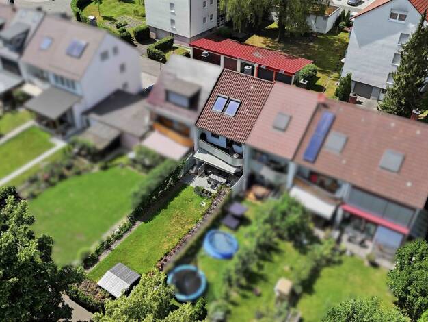Reihenmittelhaus zum Kauf 367.500 € 5,5 Zimmer 121,4 m² 235 m² Grundstück Biberach Biberach an der Riß 88400