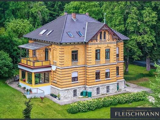 Mehrfamilienhaus zum Kauf 8 Zimmer 248 m² 1.430 m² Grundstück Ernst-Thälmann-Str. 5 Pößneck,Stadt Pößneck 07381