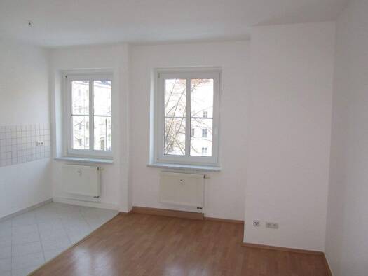 Wohnung zur Miete 270 € 2 Zimmer 42 m² frei ab sofort Franz-Mehring-Straße 78 Pölbitz Zwickau 08058