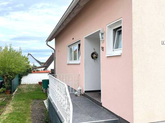 Einfamilienhaus zum Kauf provisionsfrei 289.000 € 6 Zimmer 200 m² 456 m² Grundstück frei ab sofort Furpach Neunkirchen 66539