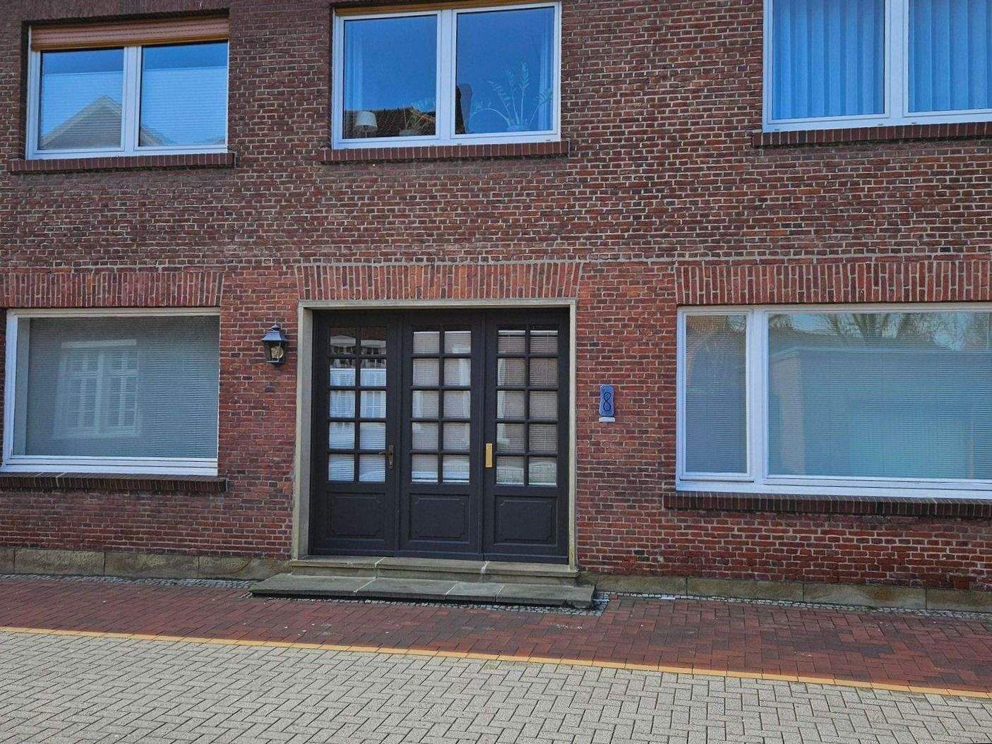 Immobilie in Löningen - Großzügiges Wohnhaus mit ehemaligem Schlachthaus auf 1.438 m² großem Grundstück mit Potenzial im Zentrum! - Bild 1