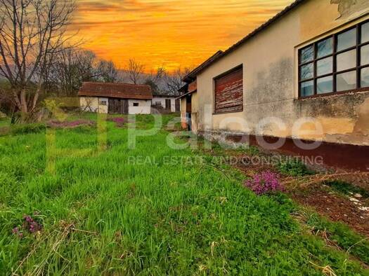 Haus zum Kauf 23.000 € 2 Zimmer 245 m² Oriovac