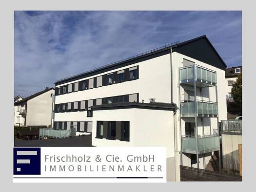 Wohnung zur Miete 745 € 4 Zimmer 81 m² frei ab sofort Am Stötchen 8 Olpe Olpe 57462