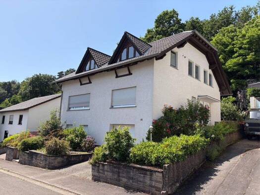 Mehrfamilienhaus zum Kauf 370.000 € 6 Zimmer 230 m² 817 m² Grundstück Kirrberg Homburg 66424