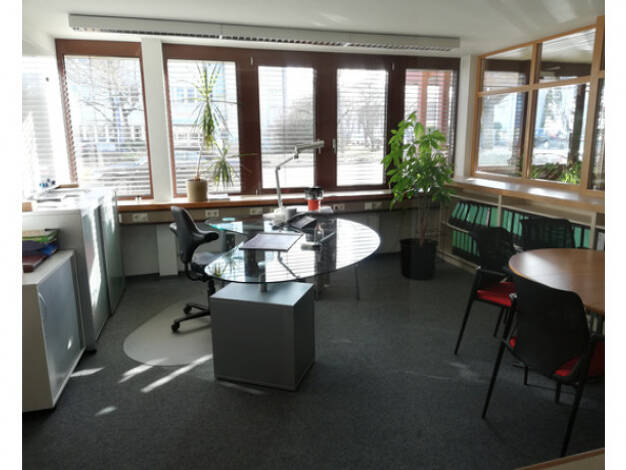 Bürofläche zur Miete provisionsfrei 622 € 41 m² Bürofläche Albert-Einstein-Str. Kornwestheim Kornwestheim 70806