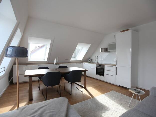 Penthouse zum Kauf provisionsfrei 640.000 € 3 Zimmer 82,9 m² 3. Geschoss frei ab 19.10.2026 Hartstraße 86 Harthaus Germering 82110