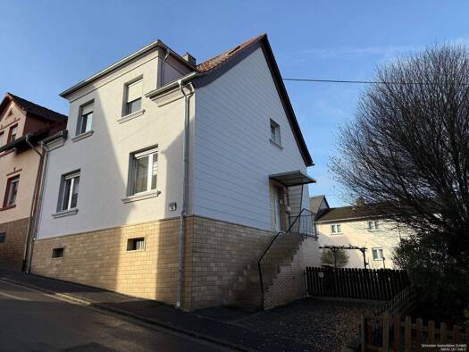 Mehrfamilienhaus zum Kauf 245.000 € 5 Zimmer 130,7 m² 351 m² Grundstück Wiebelskirchen Neunkirchen/Saar 66540