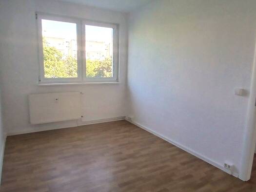 WG-Zimmer zur Miete 319 € 13 m² 2. Geschoss frei ab sofort Weißdornstraße 30 Grünau-Ost West 04209