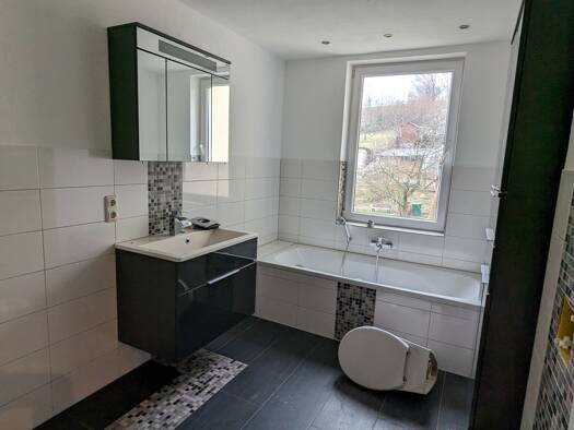 Wohnung zur Miete 480 € 3 Zimmer 74,3 m² frei ab 01.02.2027 Greiz Greiz 07973