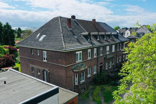 Haus zum Kauf 395.000 € 9 Zimmer 224 m² 400 m² Grundstück Batenbrock - Nord Bottrop 46238