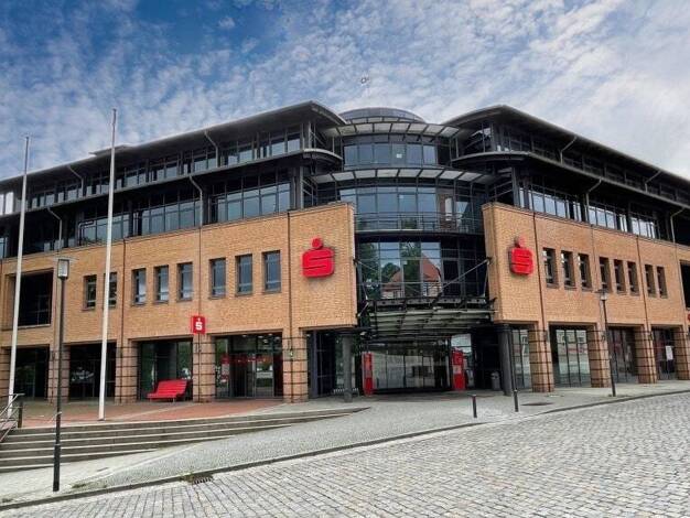 Büro zur Miete 1.247 € 7 Zimmer 137,5 m² Bürofläche Bergen 18528