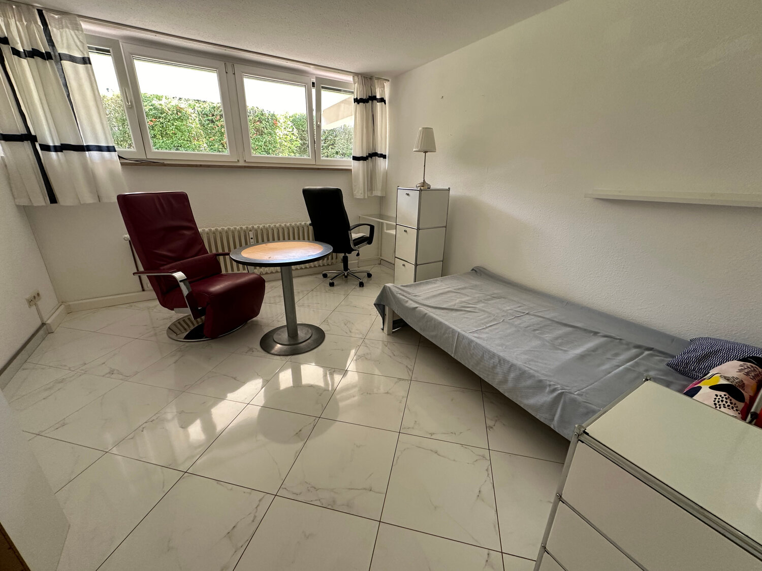 Wohnung zur Miete 320 € 1 Zimmer 20 m²<br/>Wohnfläche EG<br/>Geschoss 01.10.2024<br/>Verfügbarkeit Frauenland Würzburg 97074