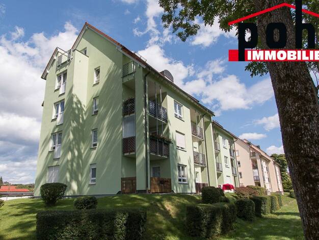 Wohnung zum Kauf 89.900 € 3 Zimmer 68 m² 1. Geschoss Eisfeld Eisfeld 98673