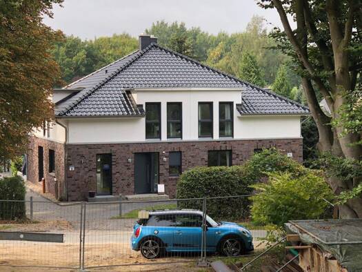 Doppelhaushälfte zum Kauf provisionsfrei 799.980 € 4 Zimmer 134 m² 453 m² Grundstück frei ab 01.03.2027 Sasel Hamburg 22393