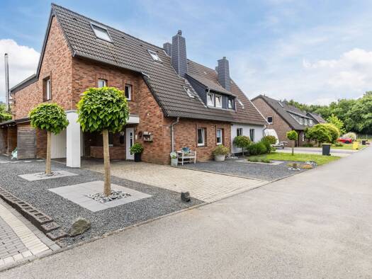 Haus zum Kauf 419.000 € 6 Zimmer 149 m² 771 m² Grundstück Am Rosenstock 13 Siedlung Waldschule Eschweiler 52249