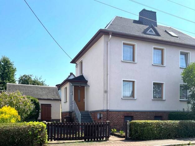 Doppelhaushälfte zum Kauf 88.000 € 4 Zimmer 65 m² 445 m² Grundstück Oelsnitz Oelsnitz/Erzgebirge 09376