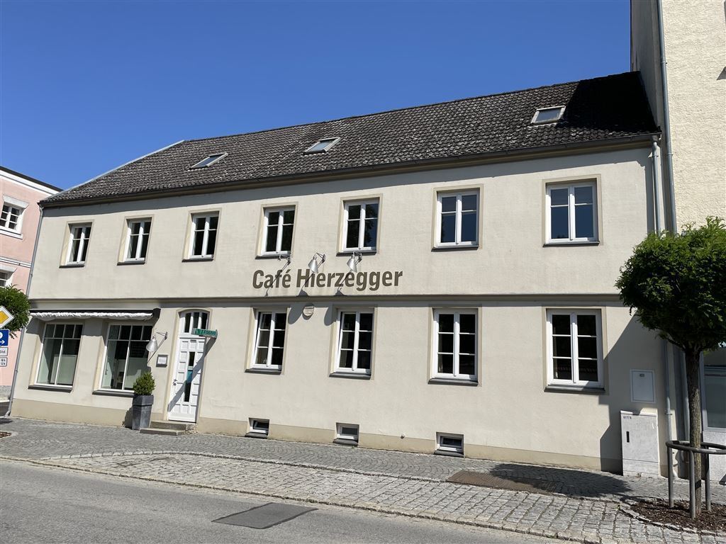 Café/Bar zum Kauf 388.000 € 134 m²<br/>Gastrofläche 219 m²<br/>Grundstück Arnsdorf Arnstorf 94424