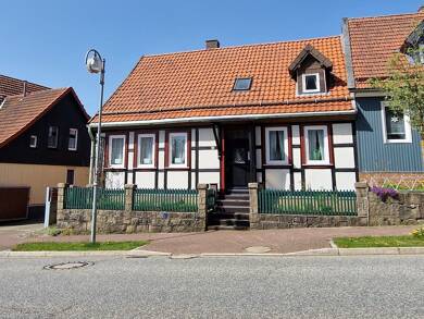 Reihenendhaus zum Kauf 249.000 € 9 Zimmer 138 m² 432 m² Grundstück frei ab sofort Hasselfelde Oberharz am Brocken 38899