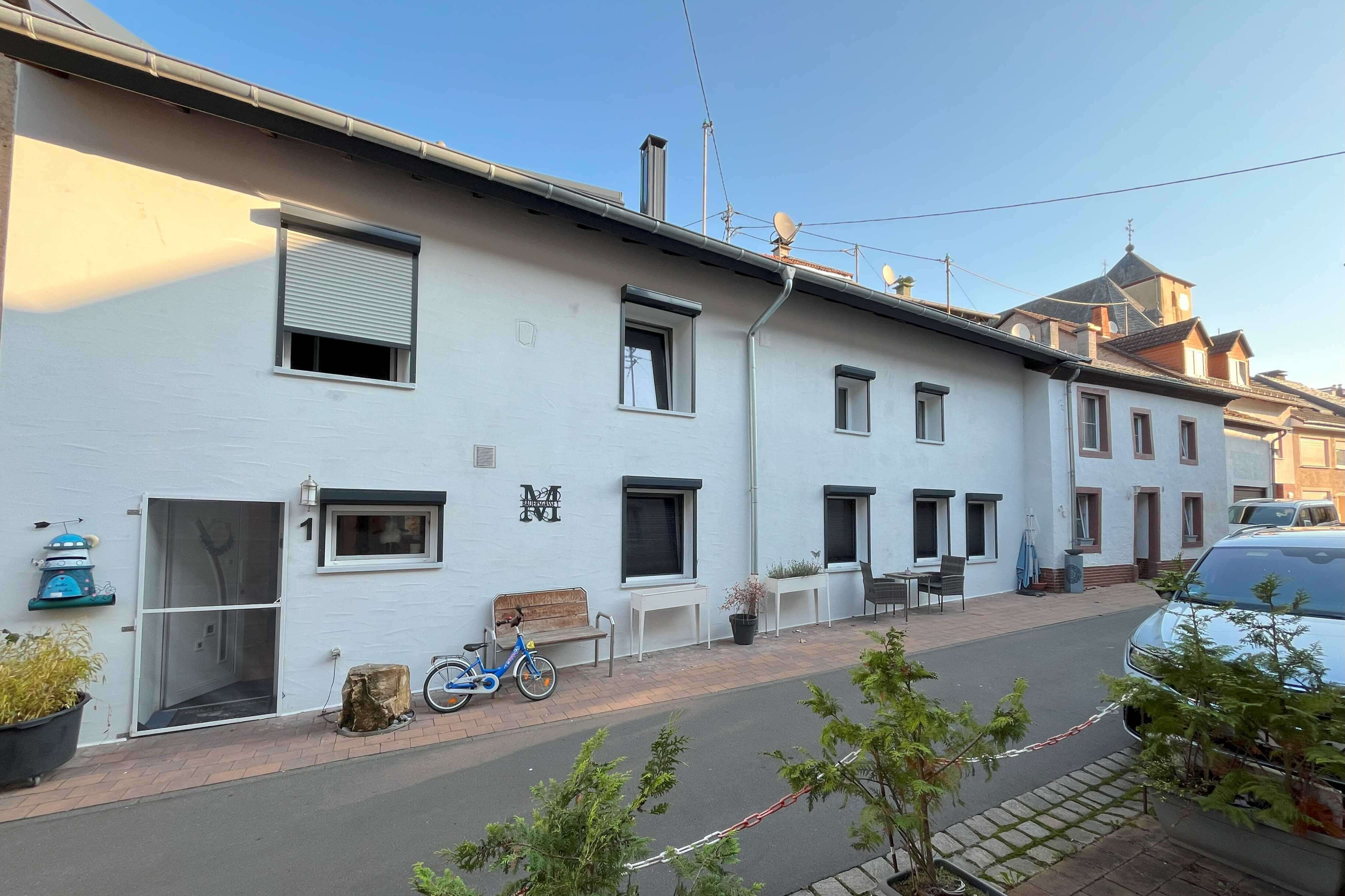 Einfamilienhaus zum Kauf 195.000 € 8 Zimmer 240 m²<br/>Wohnfläche 271 m²<br/>Grundstück Dudeldorf 54647