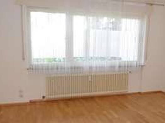 Wohnung zur Miete 1.300 € 3 Zimmer 83 m² Geschoss EG/2 frei ab 01.08.2026 Beethovenstraße 26 Böblingen 71032