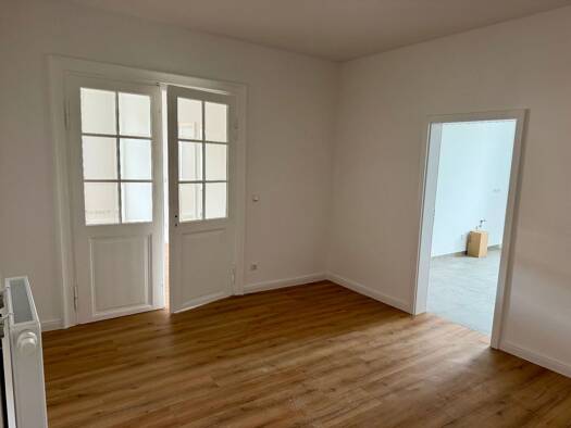 Wohnung zur Miete 1.550 € 4 Zimmer 125 m² 1. Geschoss frei ab 01.11.2026 Meißner Landstraße 54 Briesnitz Ortsamtsbereich Cotta 01157