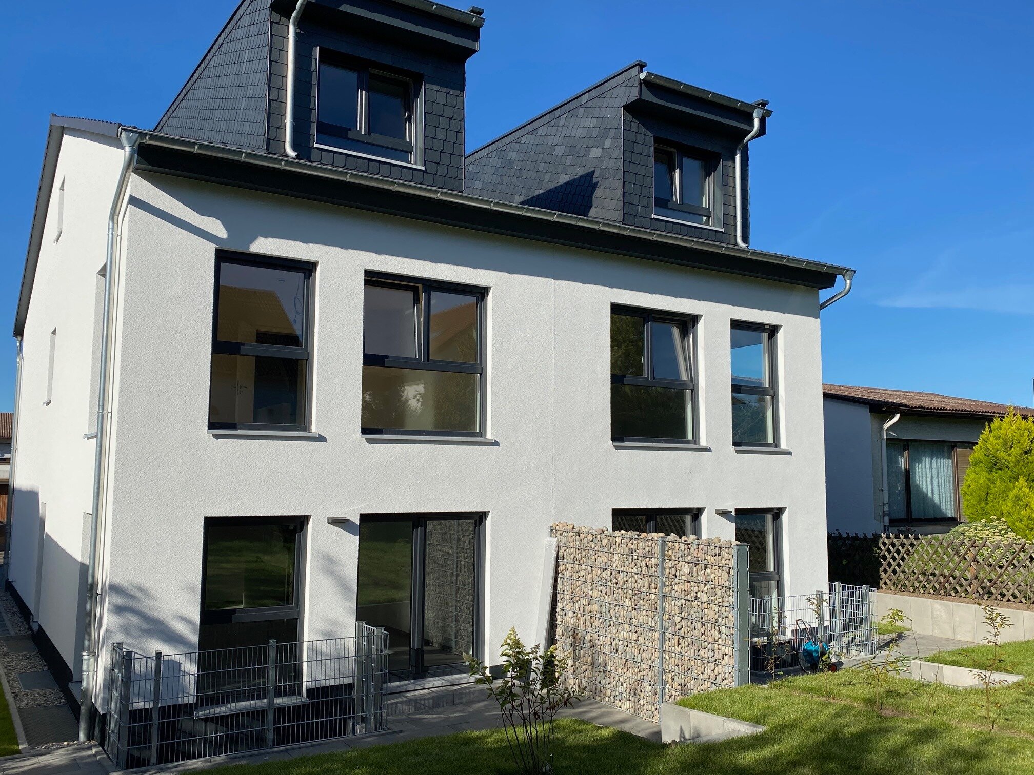 Doppelhaushälfte zum Kauf 995.000 € 5 Zimmer 207 m²<br/>Wohnfläche 308 m²<br/>Grundstück Petterweil Karben 61184