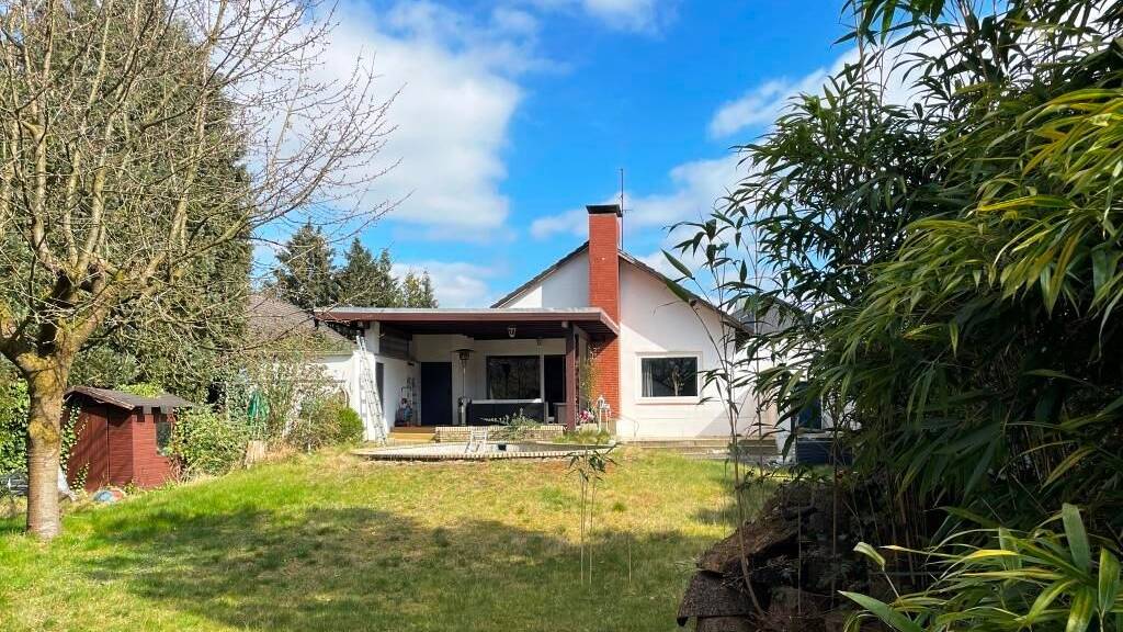 Haus zum Kauf 598.000 € 6 Zimmer 210 m² 881 m² Grundstück Friedrichsgabe Norderstedt 22846