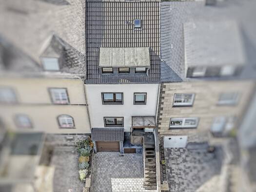 Reihenmittelhaus zum Kauf 248.000 € 5 Zimmer 120 m² 151 m² Grundstück Mayen 56727