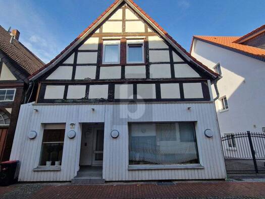 Gewerbeobjekt zum Kauf als Kapitalanlage geeignet 135.000 € 11 Zimmer 245 m² 285 m² Grundstück Bad Münder Bad Münder am Deister 31848